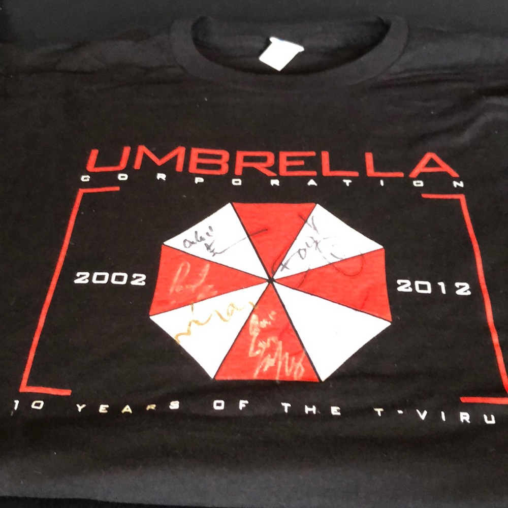 Umbrella T signed men’s L